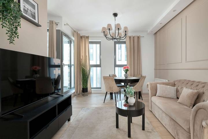 Ganze Ferienwohnung, Elegant Studio with Balcony | Granary Island in Danzig, Zatoka Gdańska