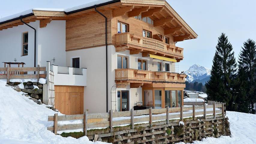 Ferienwohnung für 4 Personen, mit Balkon und Garten in Ellmau