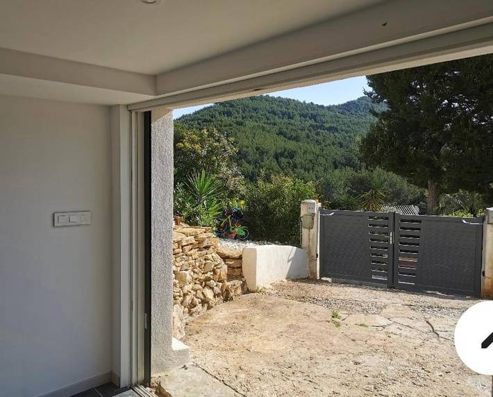 Maison d’hôte pour 4 personnes, avec jardin ainsi que vue et balcon à Saint-Cyr-sur-Mer - 2