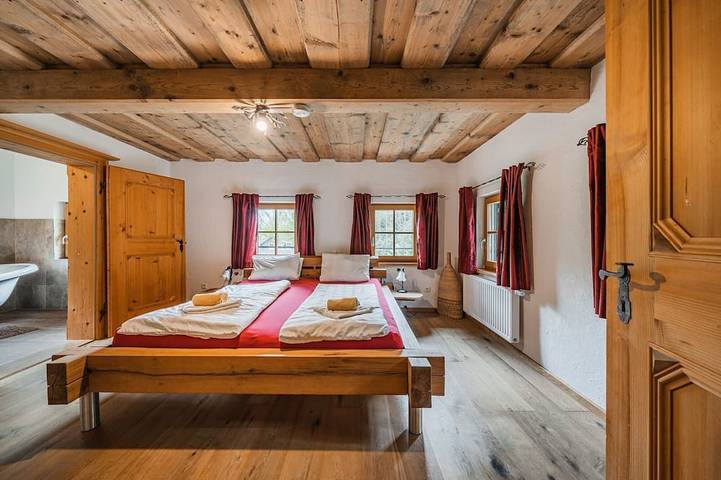 Ferienhaus für 8 Personen, mit Balkon und Sauna sowie Garten, mit Haustier in Bad Goisern am Hallstättersee - 2