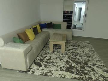 Gîte pour 5 personnes, avec balcon et vue à Ras El Ma