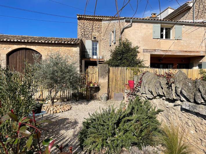 Gîte pour 3 personnes, avec jardin ainsi que vue et terrasse à Cabrières-d'Avignon - 3