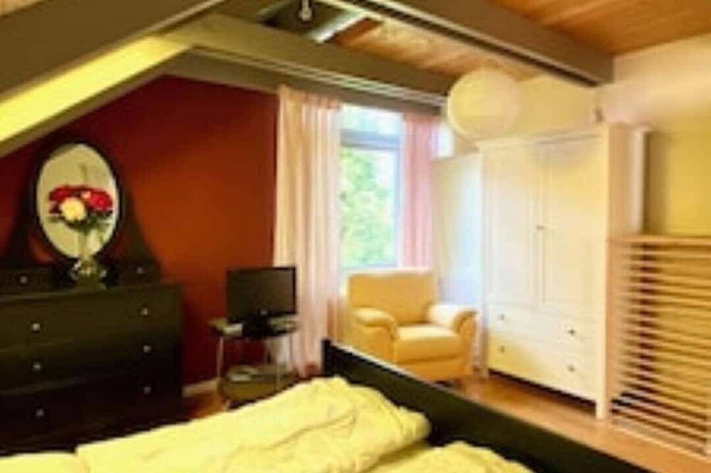 Ganze Wohnung, Schöne Ferienwohnung nähe Timmendorfer Strand Schlafräume klimatisiert in Ratekau, Ostholstein