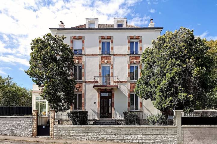 Gîte pour 12 personnes, avec jardin