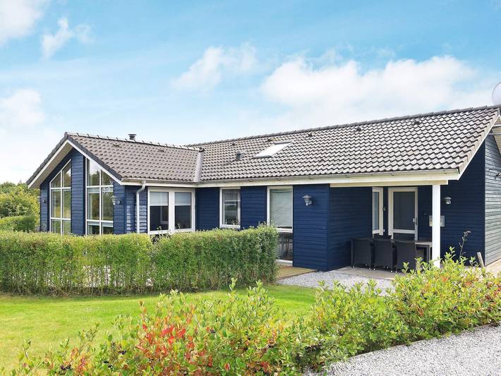 Ferienhaus für 8 Personen, mit Terrasse und Whirlpool, kinderfreundlich - 1