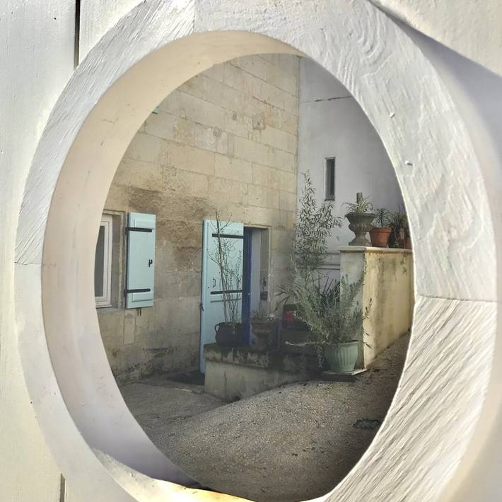 Gîte pour 2 personnes, avec terrasse à Saintes