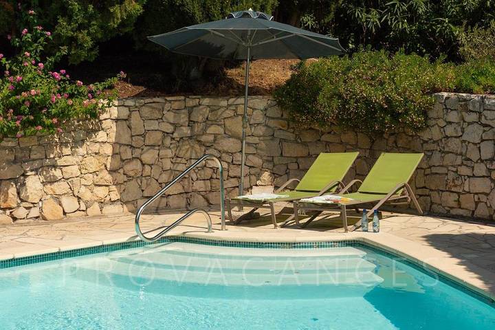 Ferienhaus für 6 Personen, mit Pool und Garten in Vence - 2