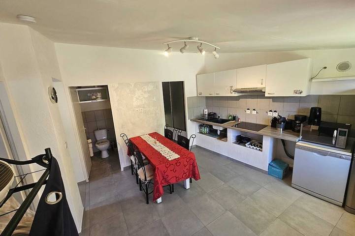 Chambre d’hôte pour 4 personnes, avec piscine ainsi que jardin et jacuzzi à Mormoiron - 4
