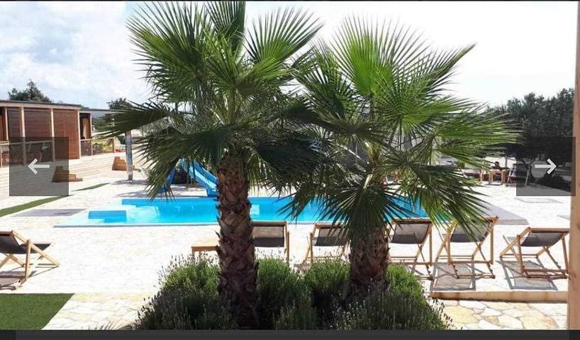 Camping für 6 Personen, mit Terrasse und Ausblick sowie Pool und Balkon/Terrasse in Dalmatien - 3