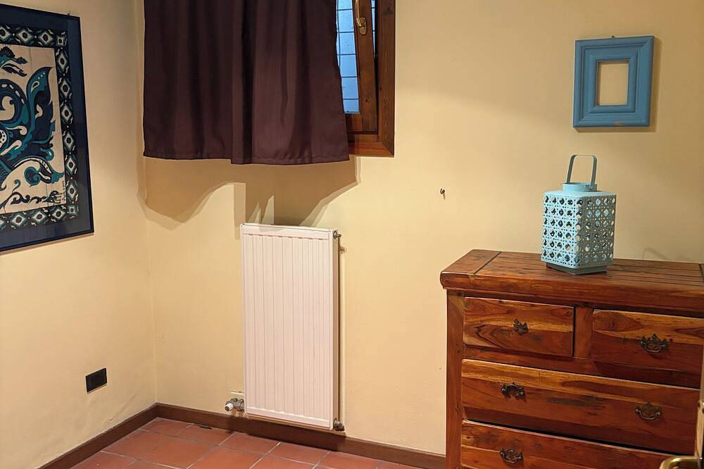 Ganze Wohnung, Marciaga, rustic in ancient hamlet in Costermano, Gardasee-Berge