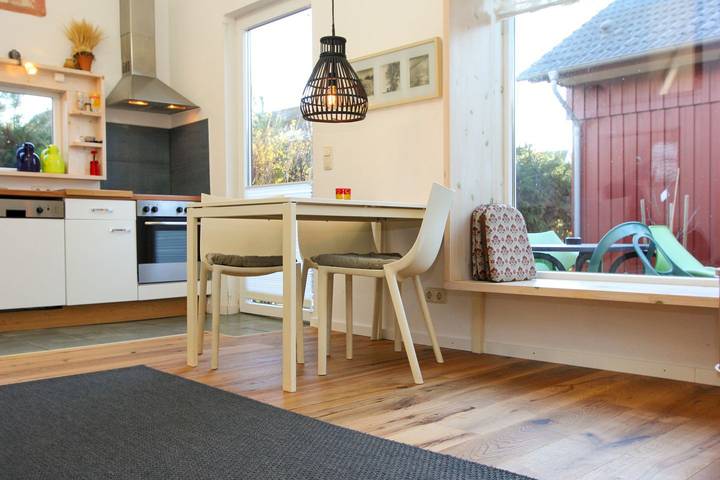 Ferienhaus für 3 Personen, mit Terrasse und Garten in Prerow - 4