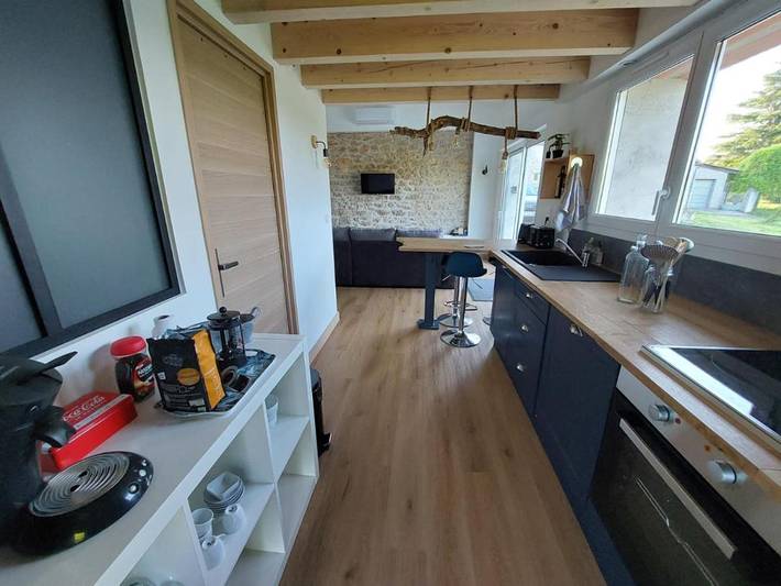 Location de vacances pour 4 personnes, avec vue et jardin, animaux acceptés à Plassac - 2