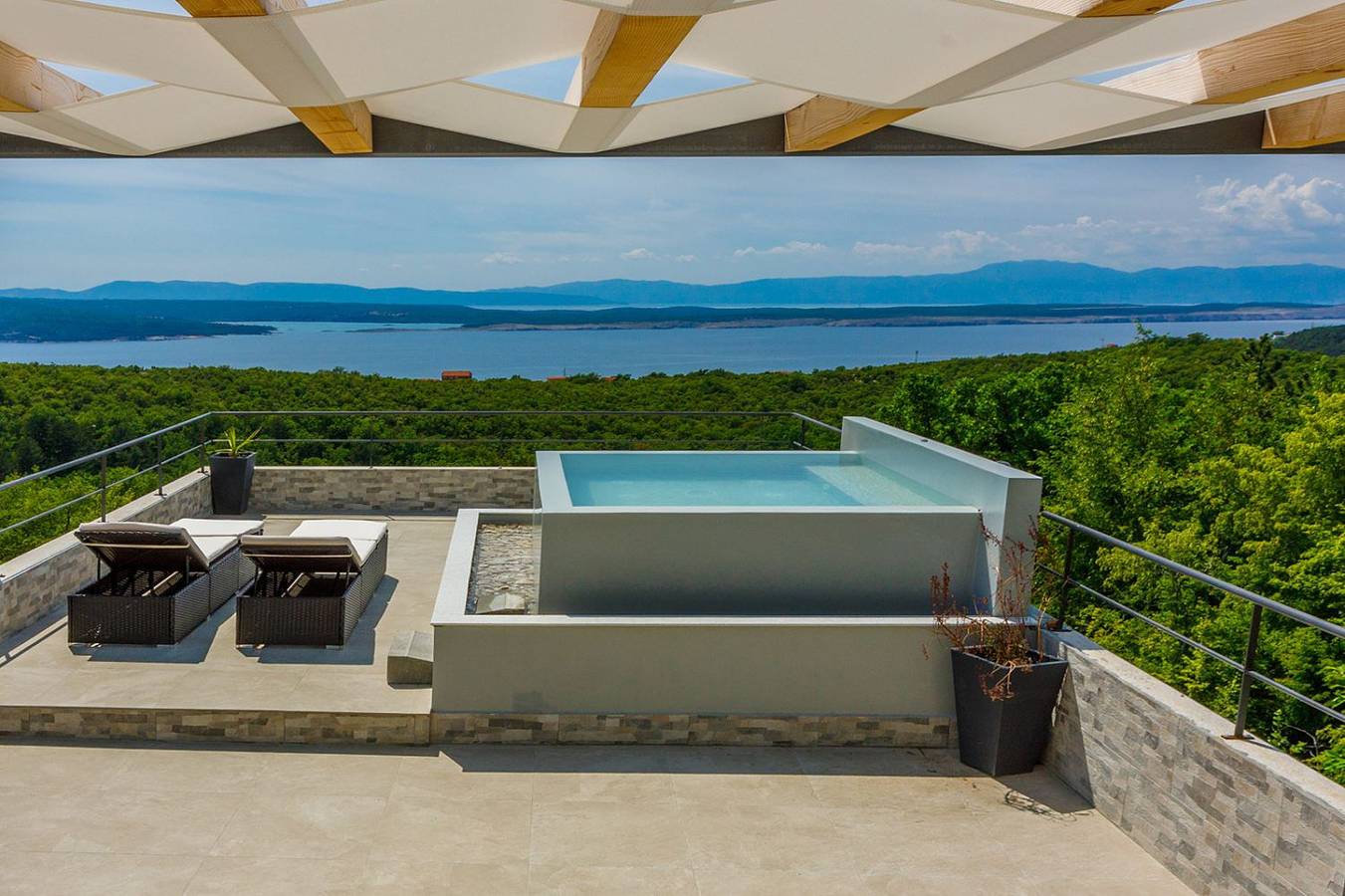 Privathaus mit Pool und traumhaften Ausblick in Crikvenica, Primorje-Gorski Kotar