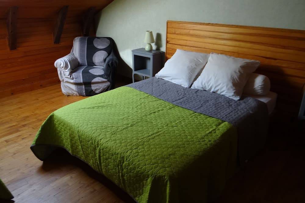 Gîte 4/6 pers. Calme, Rando, Vtt… in Roumégoux, Région d'Aurillac