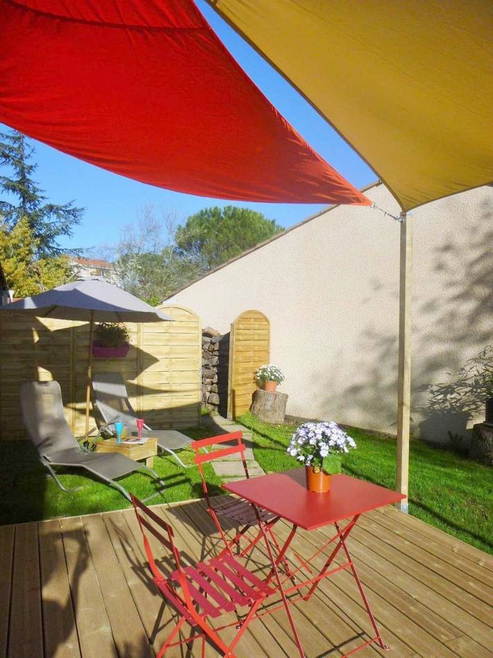 Location de vacances pour 2 personnes, avec terrasse et jardin à Saint-Jean - 2