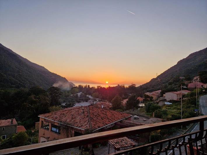 Appartement de vacances pour 4 personnes, avec vue et jardin