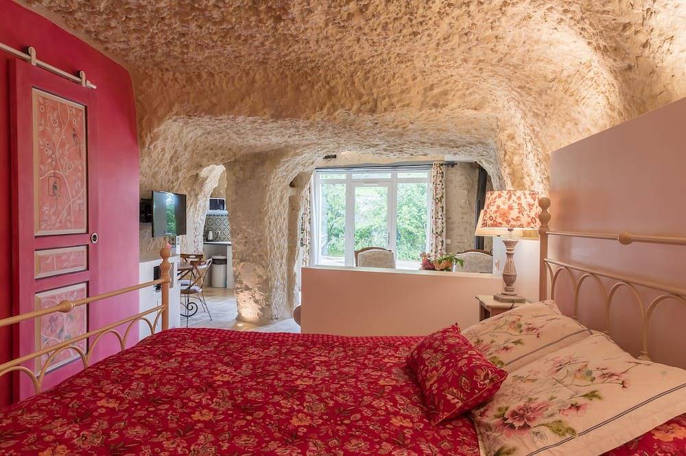 Gîte troglodytique en Touraine : charme & insolite in Noizay, Région de Tours