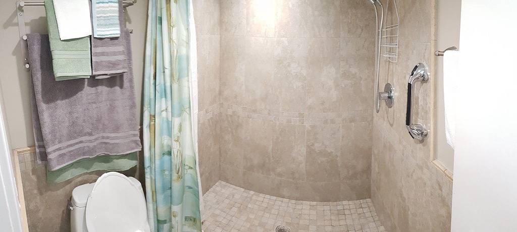 Holiday rental for 7 people, with pool and hot tub as well as garden in St. Augustine