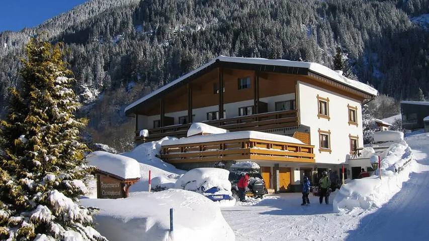 Gîte pour 3 personnes, avec sauna ainsi que terrasse et jardin à Gortipohl