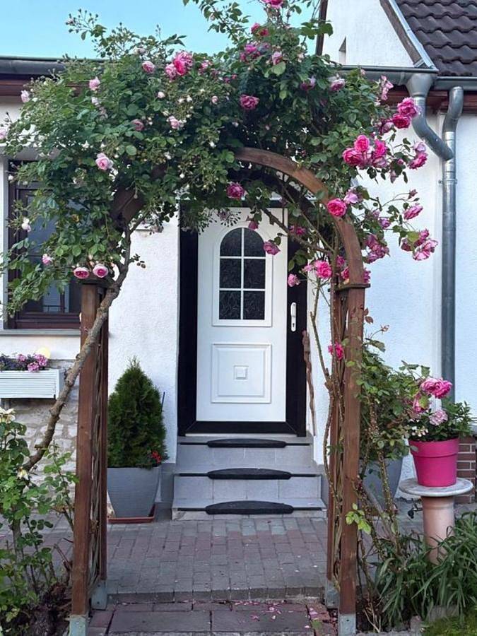 Ferienwohnung für 3 Personen, mit Terrasse und Garten in Calbe (Saale)