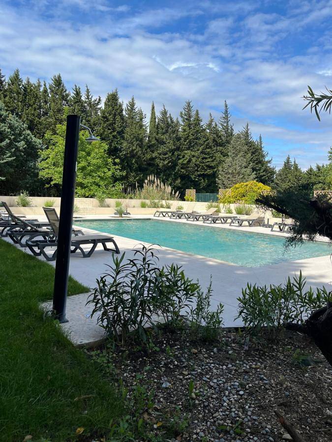 Hôtel pour 2 personnes, avec Terrasse et Jardin ainsi que Piscine et Vue