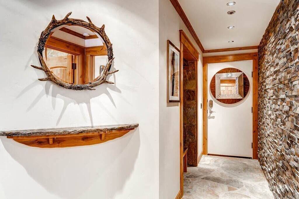 Ganze Wohnung, 1Bdr Condo w/ Stunning Décor - Heart of Downtown! in Uinta Wasatch Cache National Forest