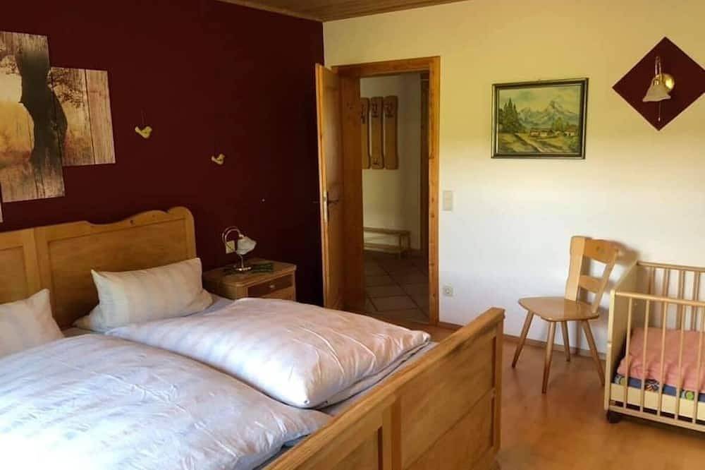 Ganze Wohnung, Ferienwohnung Rosenblüte auf Biobauernhof im schönen Oberallgäu in Altusried, Bayerisch Schwaben