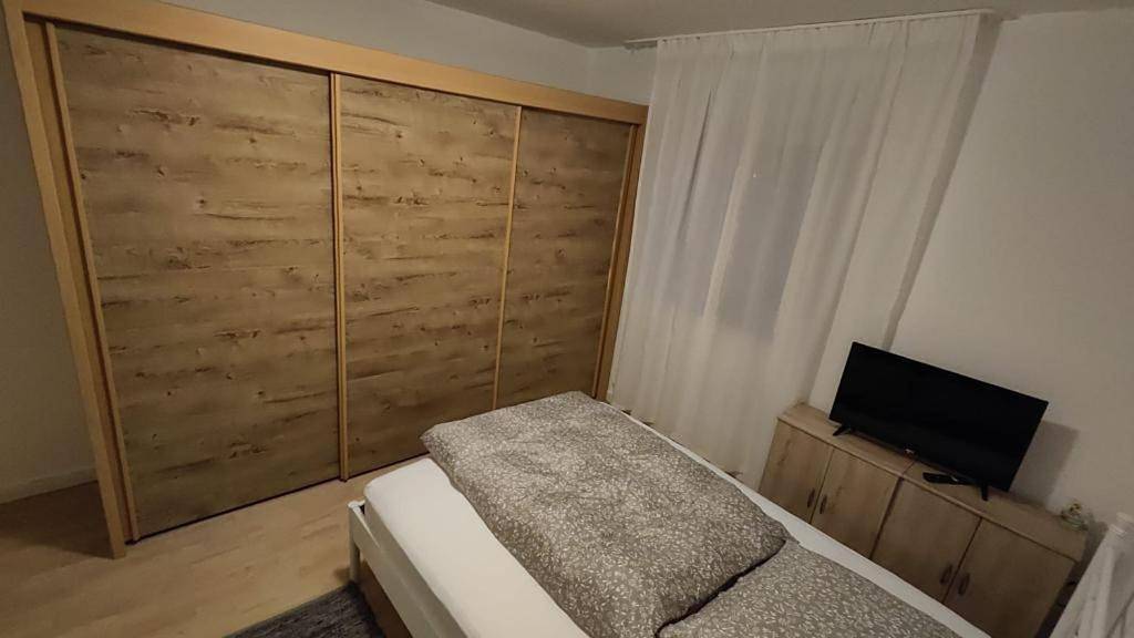 Appartement entier, Ferienwohnung-Monteurwohnung Berta, 3 Personen in Kleve, zentrale Lage in Clèves, Bas-Rhin