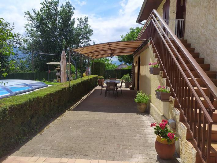 Appartement de vacances pour 6 personnes, avec jardin ainsi que terrasse et piscine en Savoie - 4