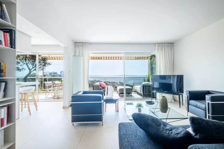 Holiday rental for 4 people, with pool and terrace in Cannes La Bocca