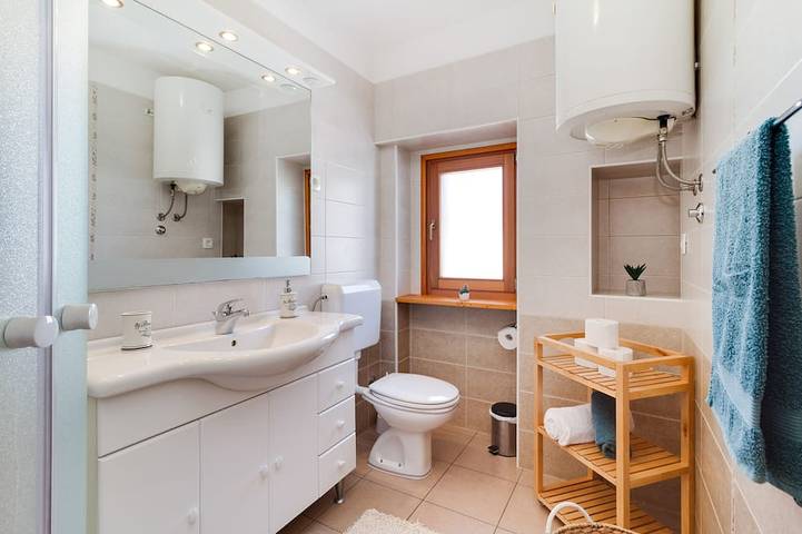 Affascinante casa in pietra con piscina privata e giardino in Barbana Croazia, Costa meridionale dell´Istria