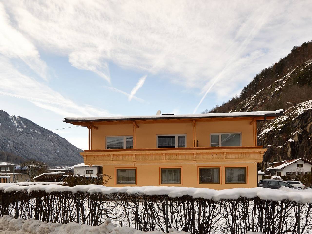 Apartamento entero, Apartamento en Oetz cerca del telesilla in Oetz, Ötztal