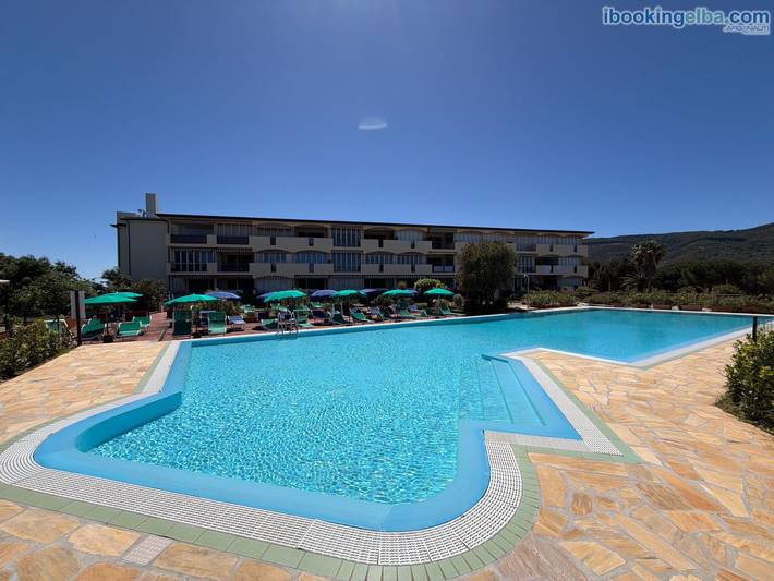 Appartamento vacanze per 4 persone, con giardino e piscina - 1