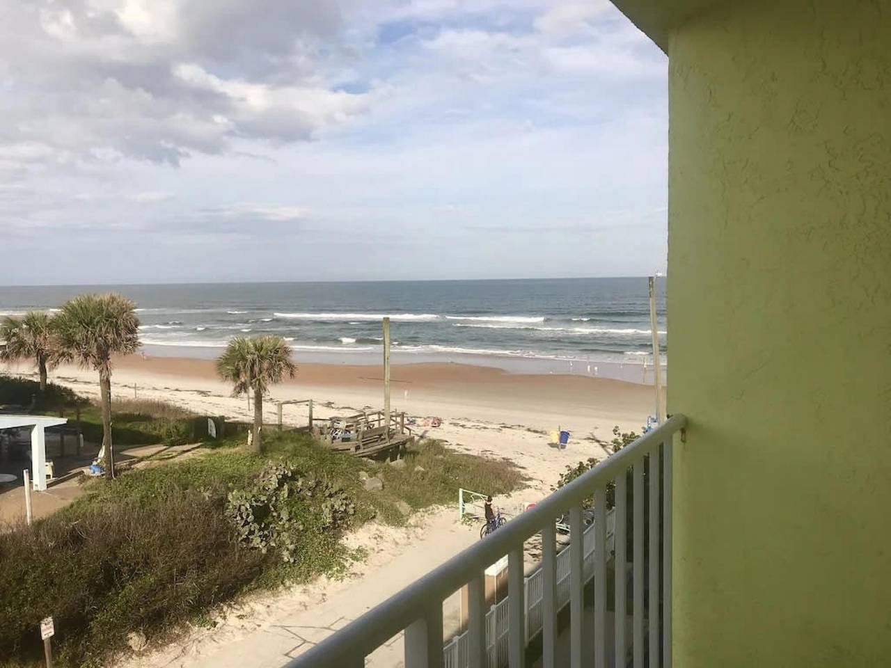 Ganze Wohnung, Beach Blessed - Sea View at Symphony Beach Club in Ormond Beach, Florida