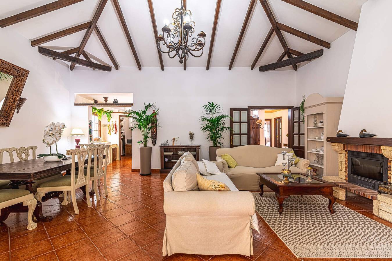 Villa "Aurora" met verwarmd zwembad, zeezicht, privézwembad en Wi-Fi in Villa de Arico, Arico