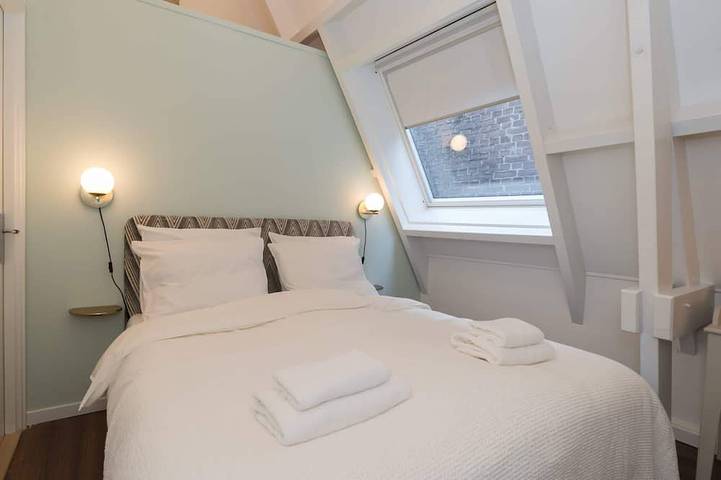Six Boutique Hotel - Luxury Quadruple Room in Haarlem, Mer du Nord Pays-Bas