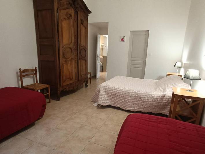 Chambre d’hôte pour 4 personnes, avec Terrasse et Jardin