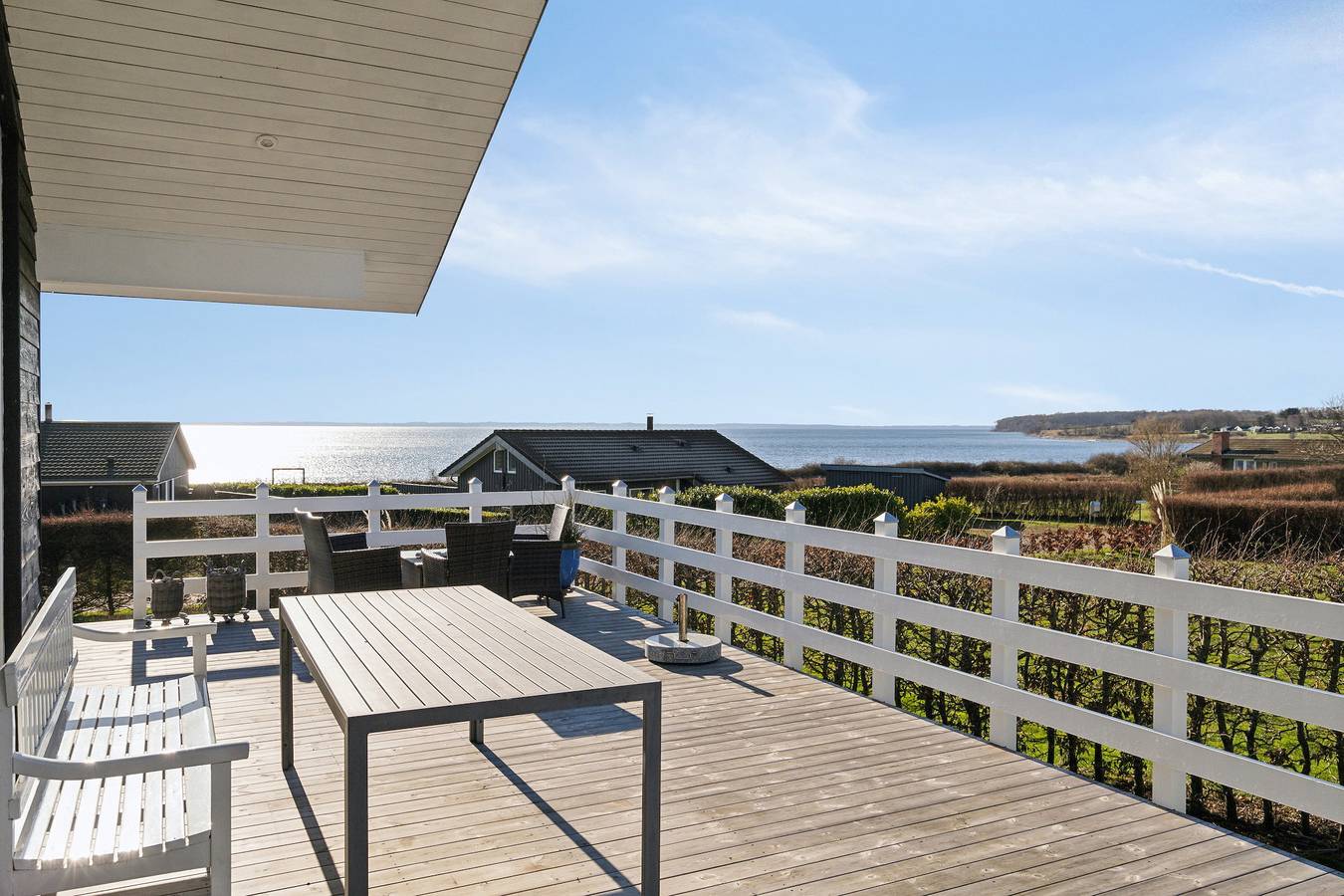 Schönes Ferienhaus mit Meerblick in Horne, Fåborg