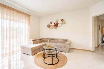 Villa for 6 People in Afantou, Rhodes, Photo 4