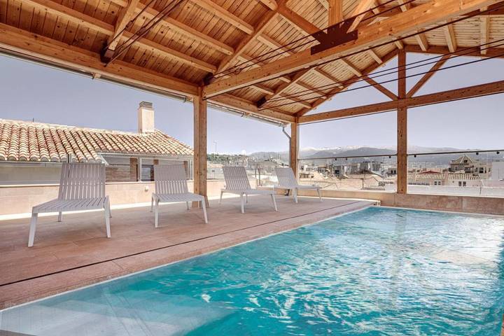 Apartahotel para 4 personas, con Terraza y Piscina en Granada