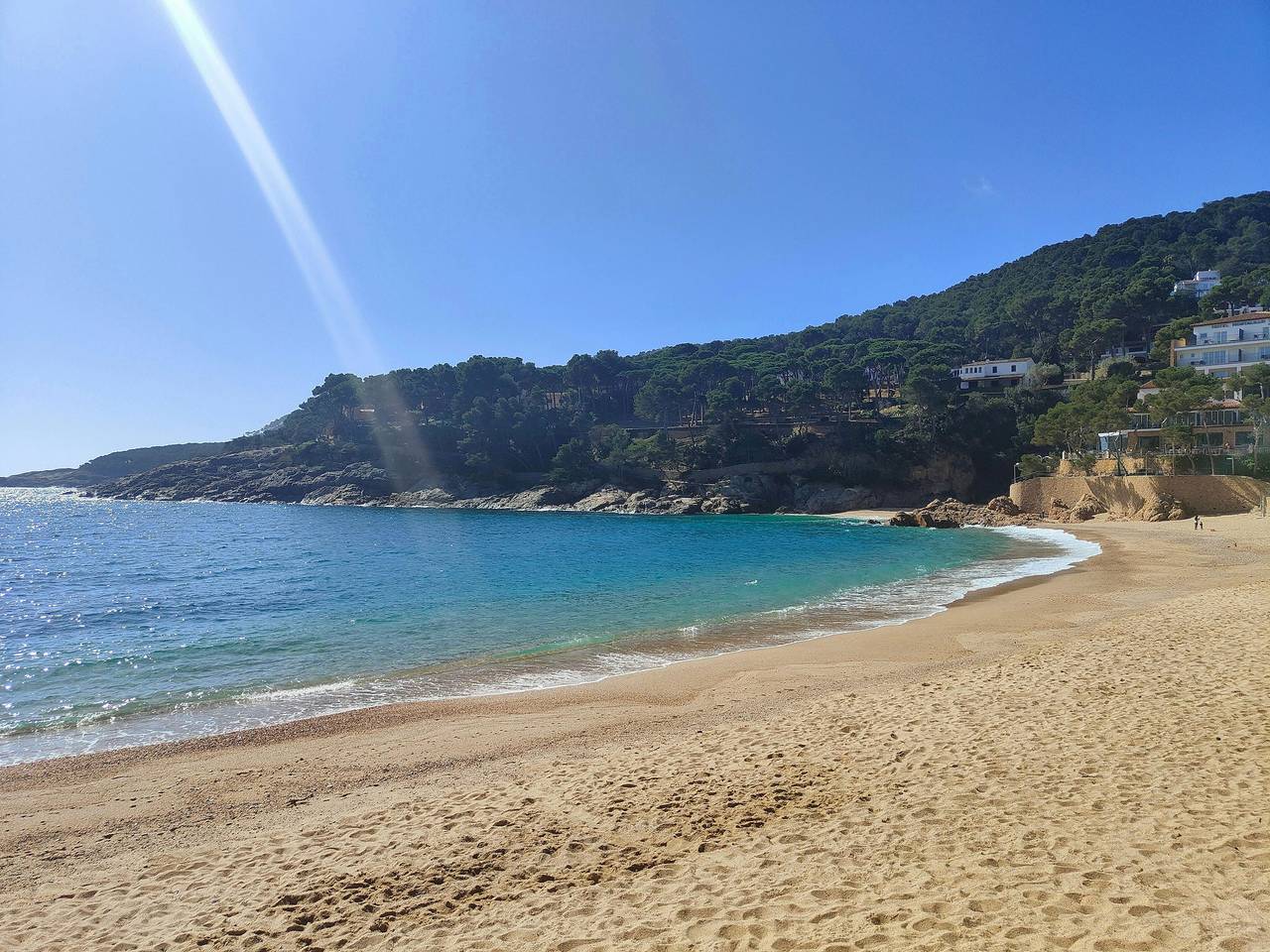 Townhouse for 6 with Ac & wifi 50m from the Beach in Aigua Xelida, Tamariu