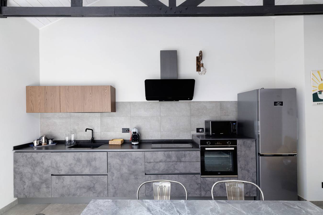 Entire apartment, Apartment '4 Passi Mare 3' with Balcony, Wi-Fi and Air Conditioning in Finale Ligure, Finale Ligure Municipality