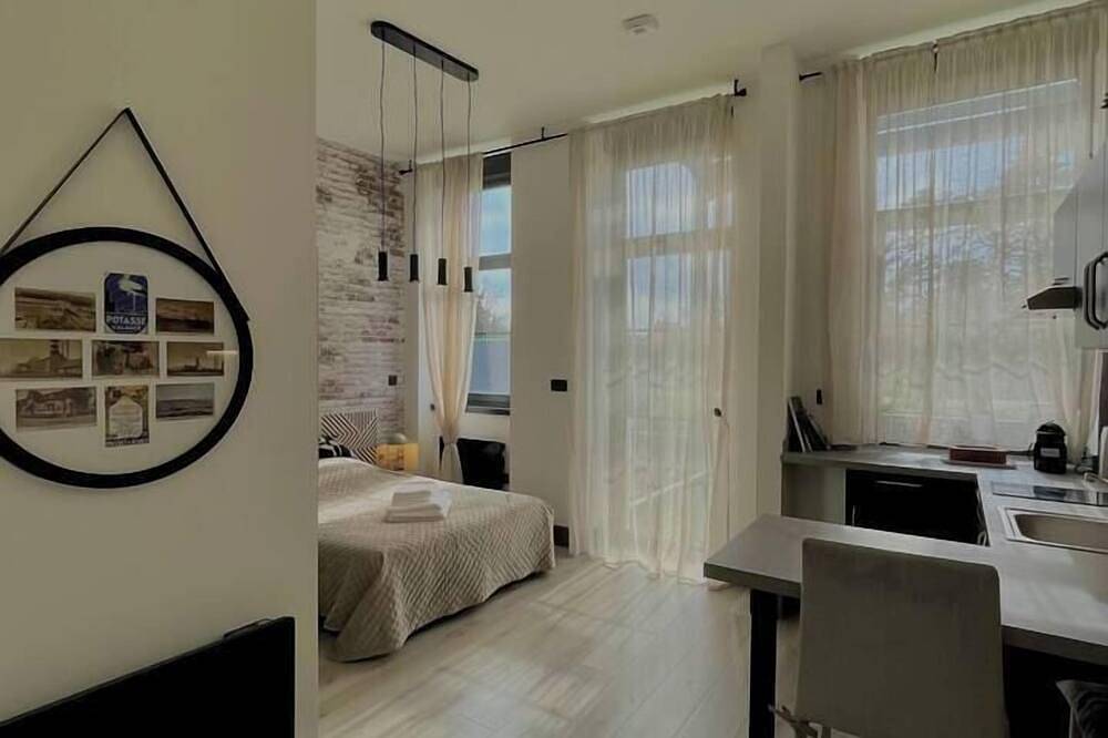 Appartement entier, Studio Anna proche de Mulhouse in Wittelsheim, Région de Thann