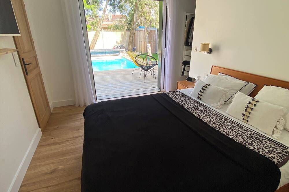 Maison Pierre 3 bedrooms with swimming pool Bordeaux Near Stade Chaban Delmas in Burdeos, Región de Burdeos