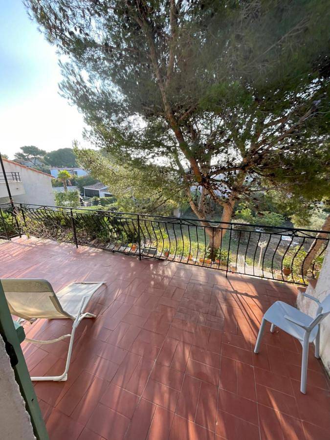Villa pour 14 personnes, avec Balcon et Terrasse ainsi que Jardin et Vue à Carry-le-Rouet - 2