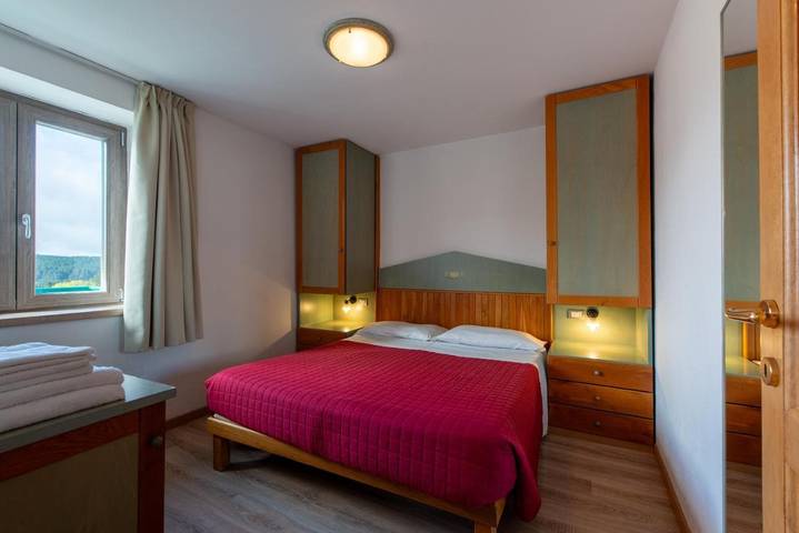 Location de vacances pour 4 personnes, avec balcon et jacuzzi ainsi que sauna et jardin à San Giovanni in Fiore - 3