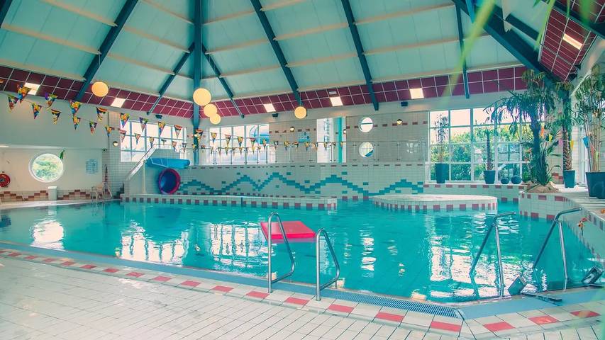 Ferienhaus für 9 Personen, mit Terrasse und Garten sowie Pool in Medemblik - 3