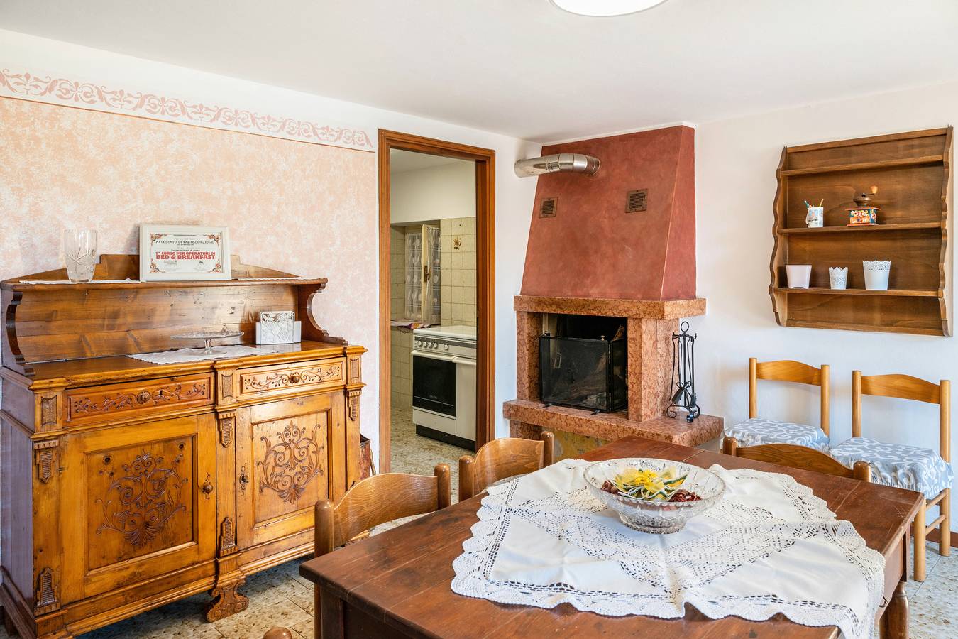 Holiday Home 'La Casa Di Delfina' with Private Garden in Caprino Veronese, Garda Mountains