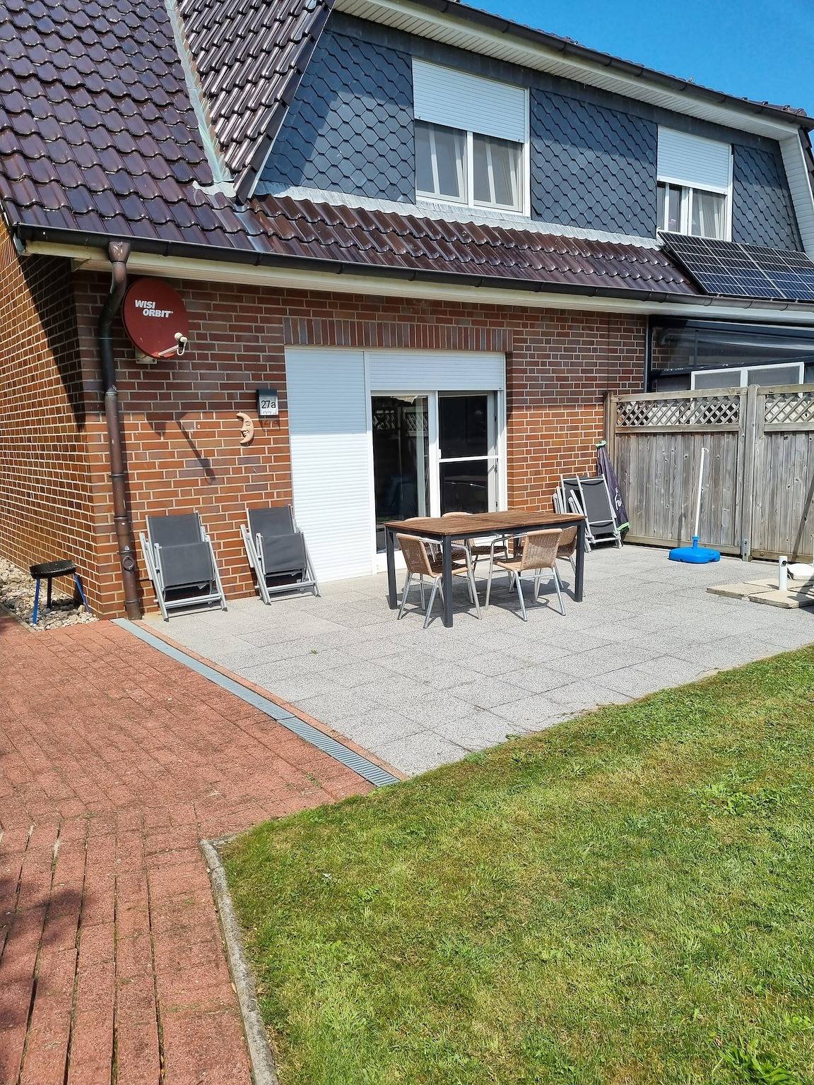 Ferienhaus Hummelchens Meeresbrise mit Terrasse, privatem Garten und Wlan in Tilli (Perlworm), Pellworm