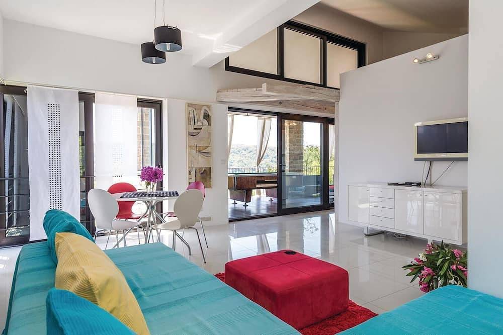 Beach front home in Kampor in Kampor, Rab